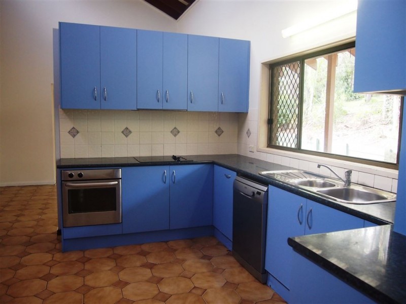 4 Ewan Court, Nerang QLD 4211