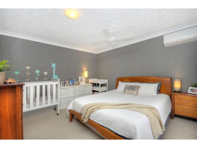 17/2491 Gold Coast Highway, Mermaid Beach QLD 4218