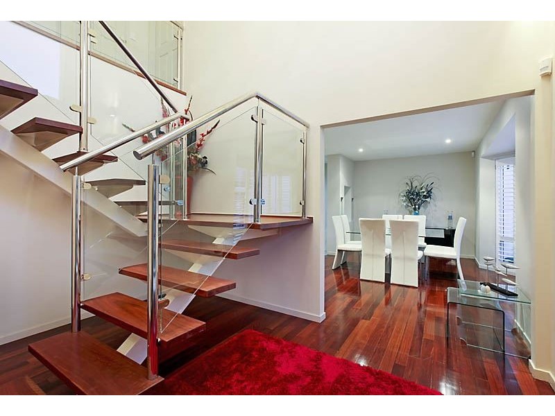 165 Monaco Street, Broadbeach Waters QLD 4218