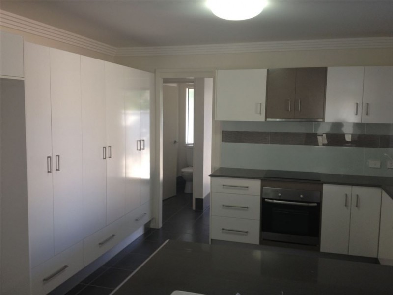 412 Benowa Road, Benowa QLD 4217