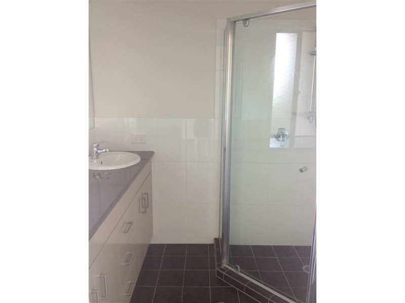 412 Benowa Road, Benowa QLD 4217