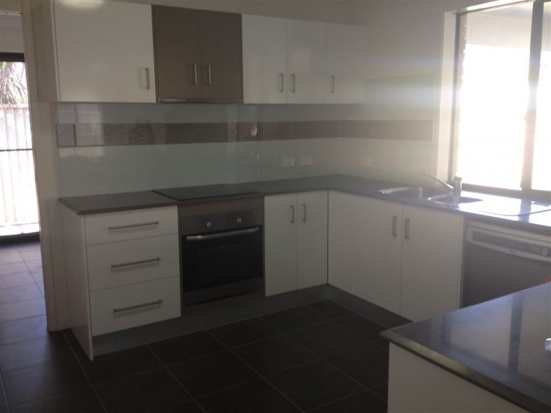 412 Benowa Road, Benowa QLD 4217