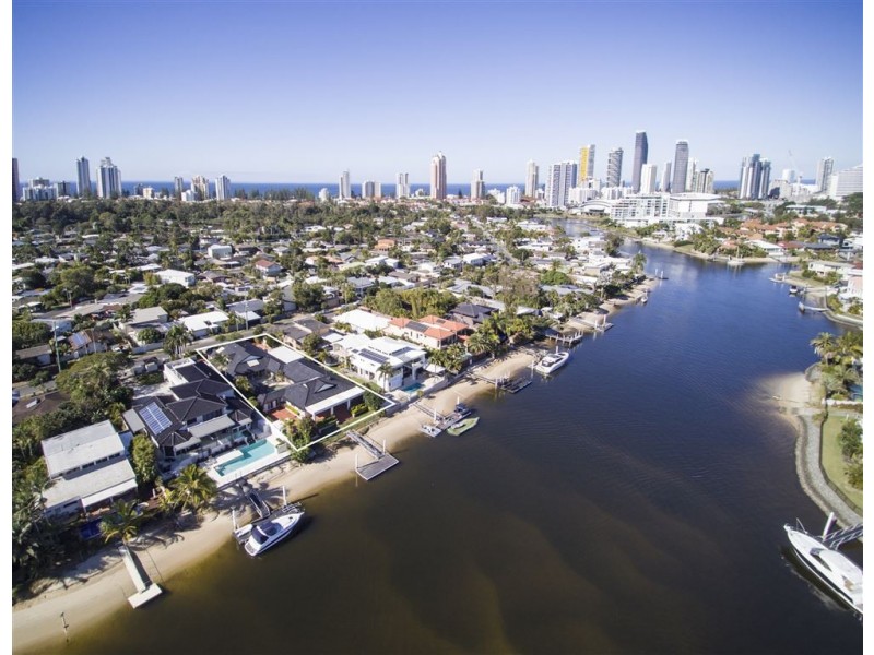 69-71 Allambi Avenue, Broadbeach Waters QLD 4218