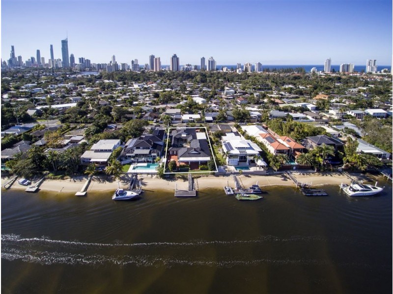 69-71 Allambi Avenue, Broadbeach Waters QLD 4218