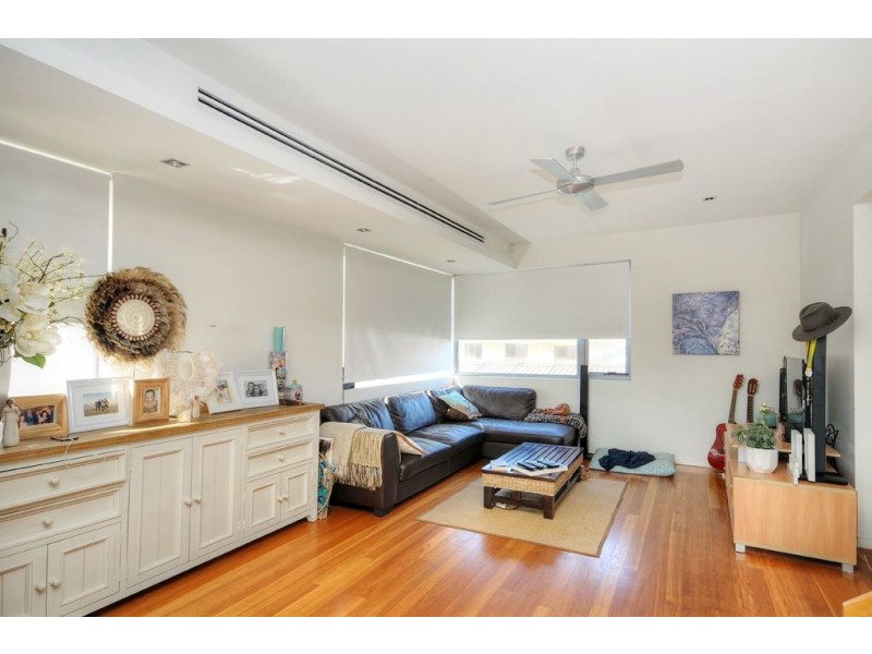 1/1381 Gold Coast Highway, Palm Beach QLD 4221