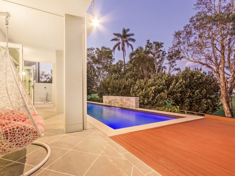 13/145 Palm Meadows Drive, Carrara QLD 4211