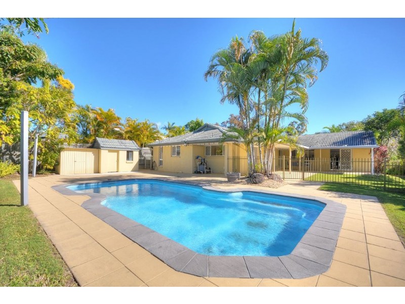 5 Chantilly Place, Robina QLD 4226