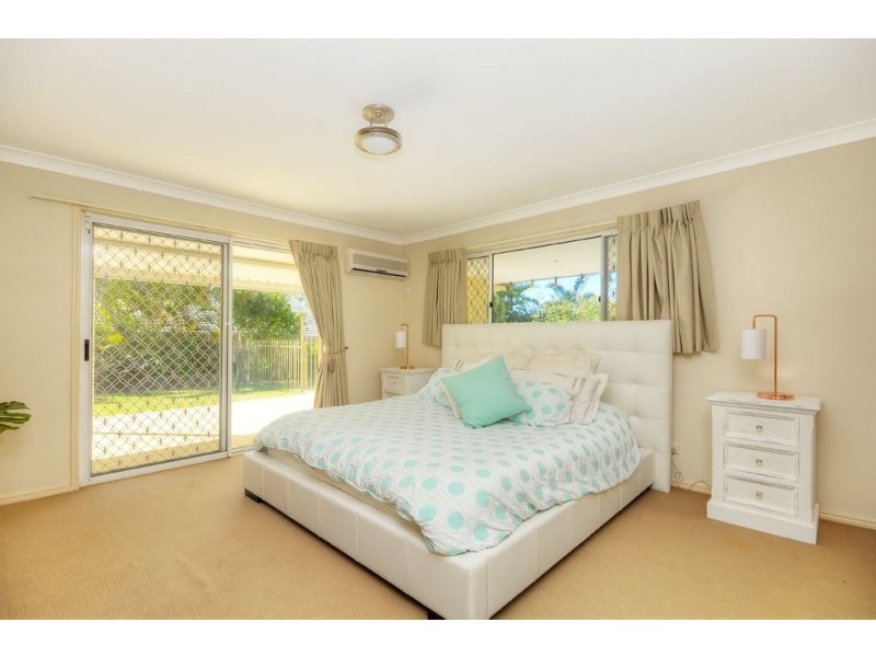 5 Chantilly Place, Robina QLD 4226