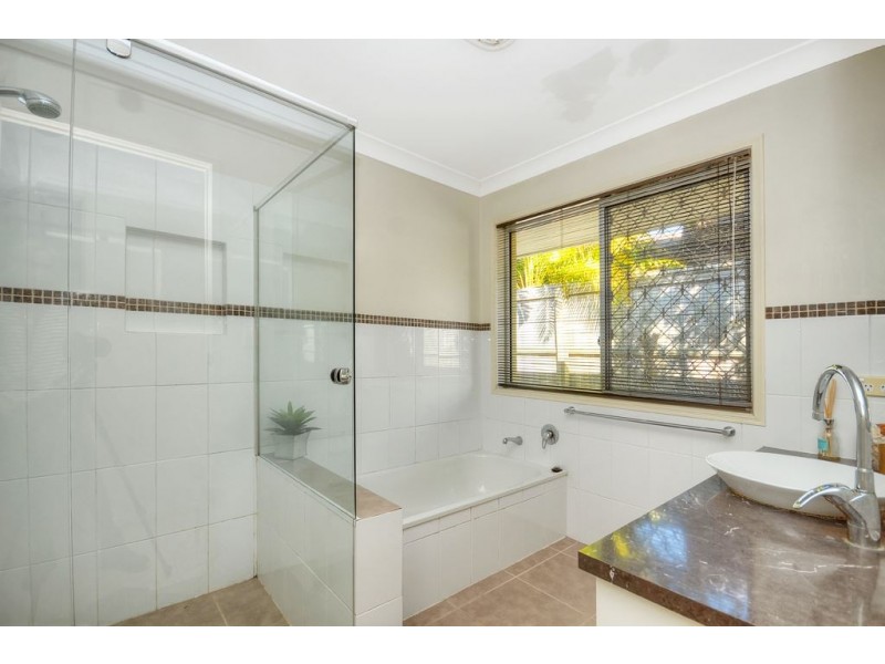 5 Chantilly Place, Robina QLD 4226