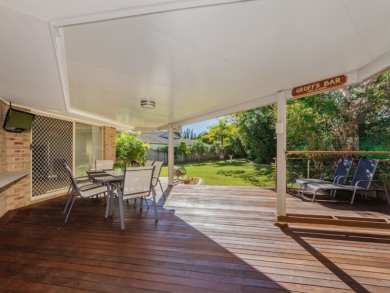 11 Tarbert Close, Merrimac QLD 4226