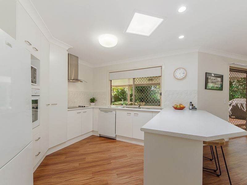 11 Tarbert Close, Merrimac QLD 4226