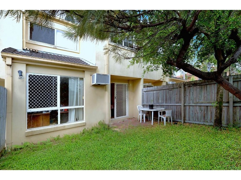 6/206 Queen Street, Southport QLD 4215