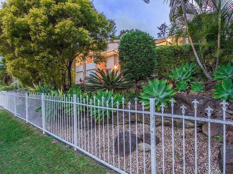 7 Jancoon Court, Carrara QLD 4211