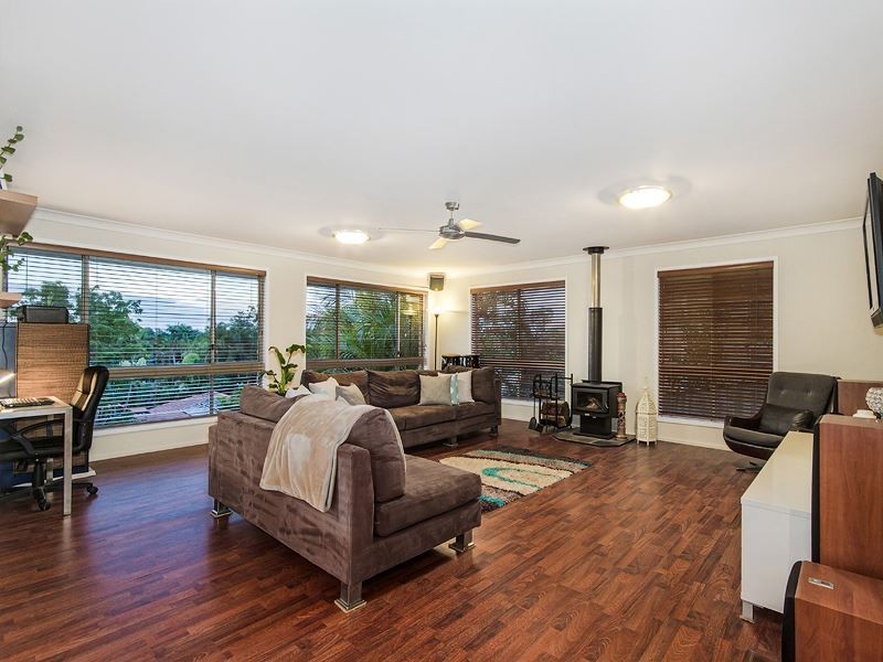 7 Jancoon Court, Carrara QLD 4211