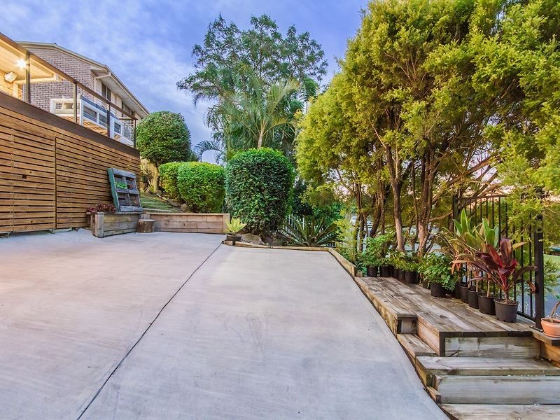 7 Jancoon Court, Carrara QLD 4211