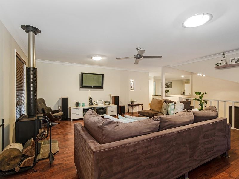 7 Jancoon Court, Carrara QLD 4211