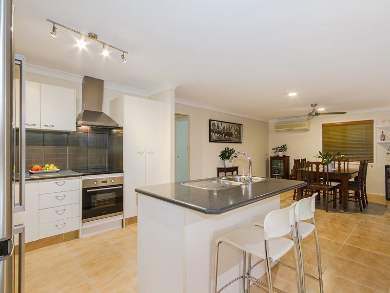7 Jancoon Court, Carrara QLD 4211
