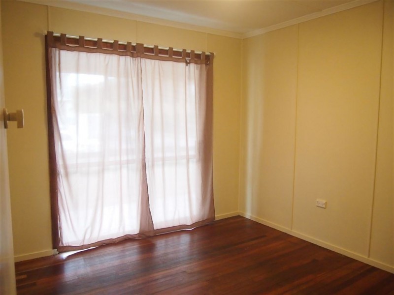 30 Loder Street, Biggera Waters QLD 4216