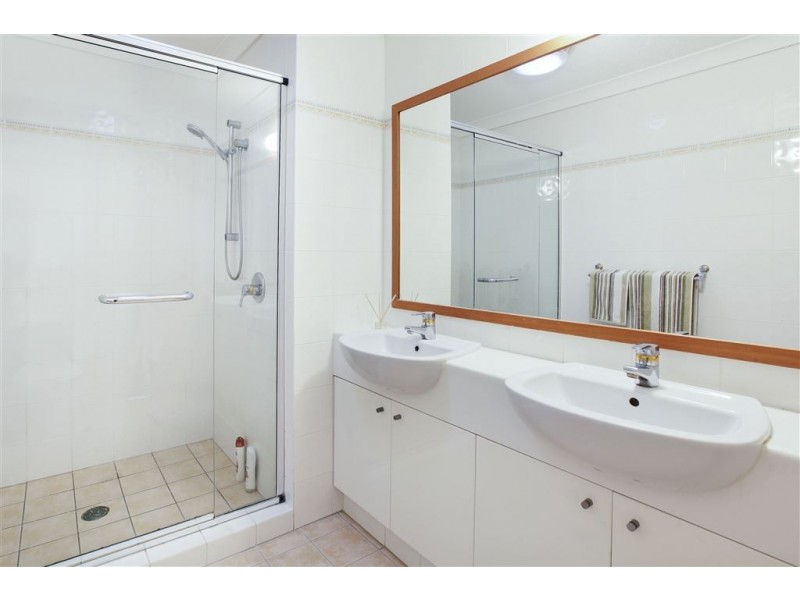59/85 Palm Meadows Drive, Carrara QLD 4211