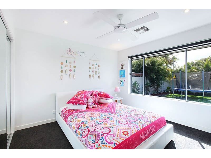 26 Coobowie Street, Broadbeach Waters QLD 4218