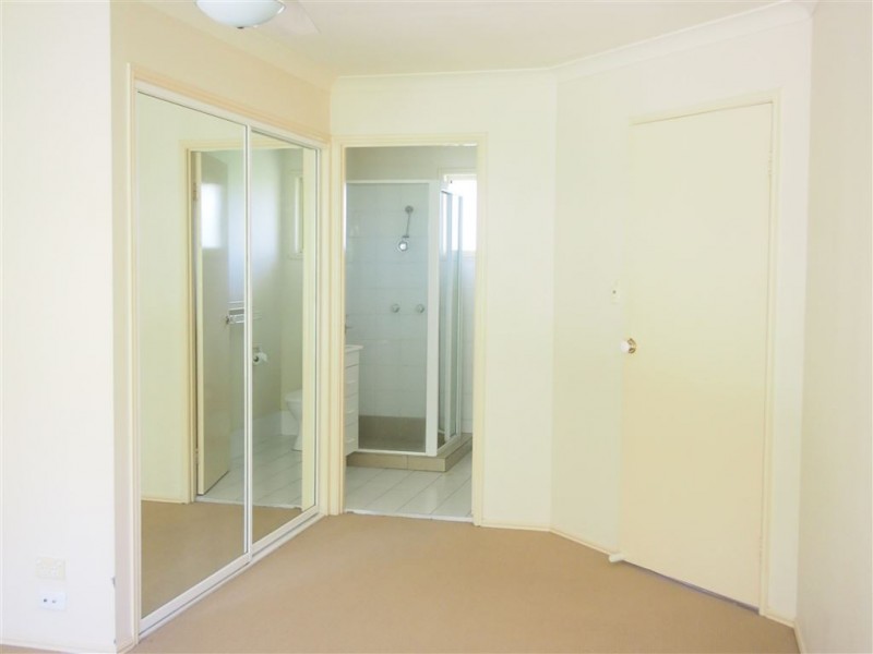 2/8 Burleigh Glen Court, Burleigh Heads QLD 4220