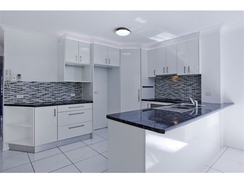 23/11-19 Taylor Street, Biggera Waters QLD 4216