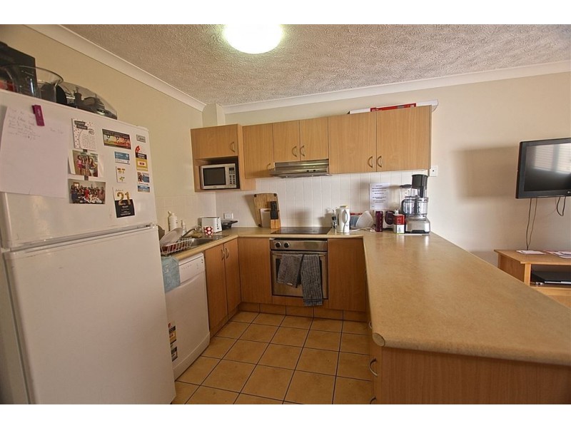 5/8 Tonga Place, Parkwood QLD 4214