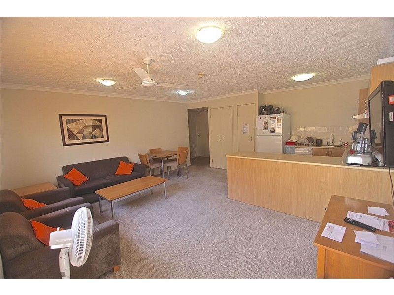 5/8 Tonga Place, Parkwood QLD 4214