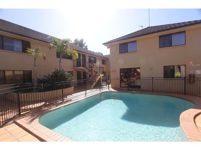 5/8 Tonga Place, Parkwood QLD 4214