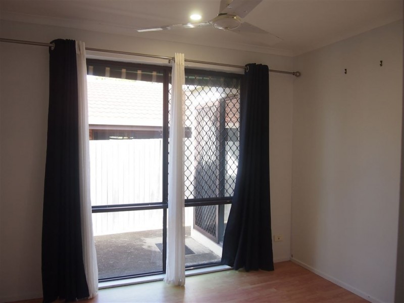 113 Bamboo Avenue, Benowa QLD 4217