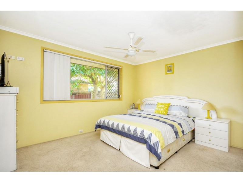 99 Hooker Boulevard, Broadbeach Waters QLD 4218