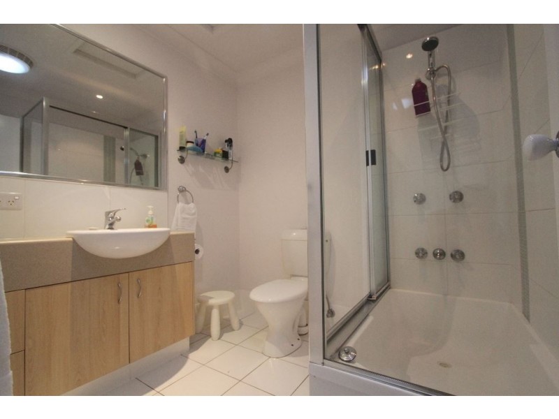 4/15 Ancona Street, Carrara QLD 4211
