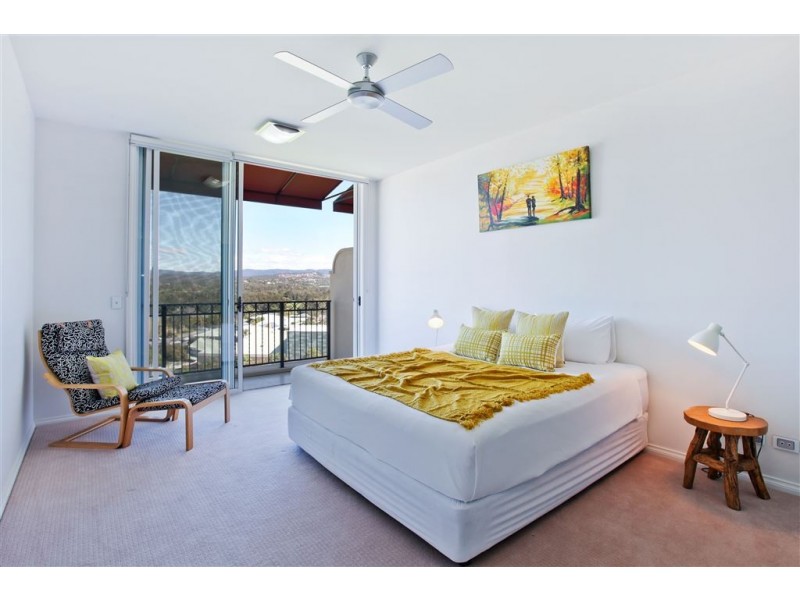3092/3029 The Boulevard, Carrara QLD 4211