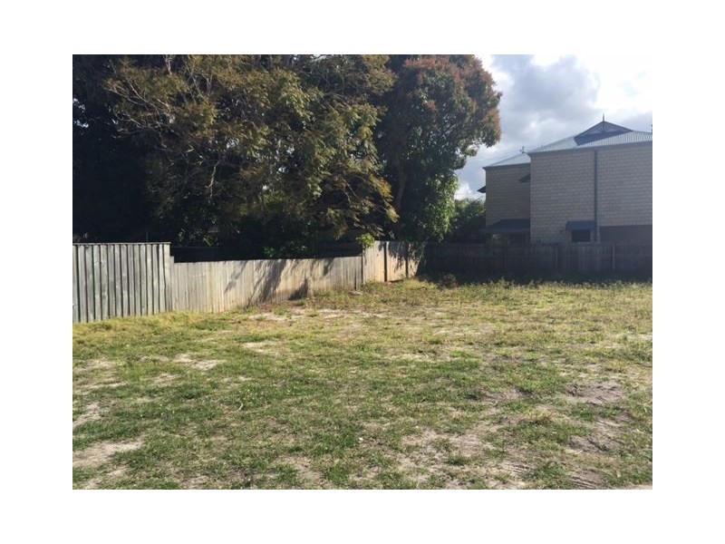 48 Little Norman Street, Southport QLD 4215