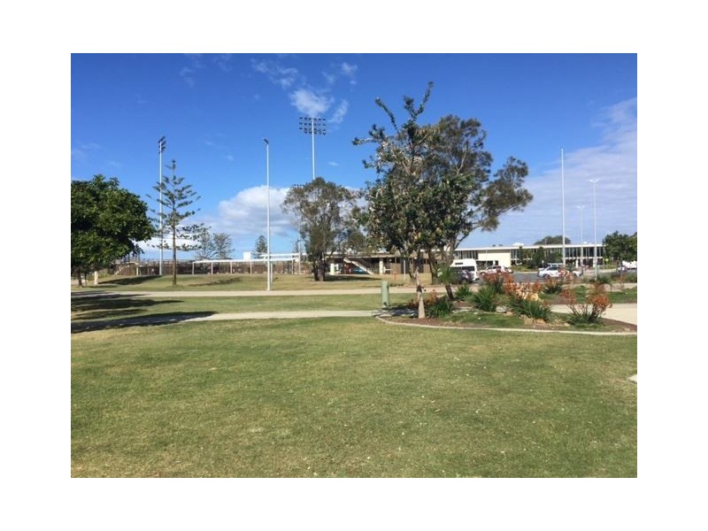 48 Little Norman Street, Southport QLD 4215