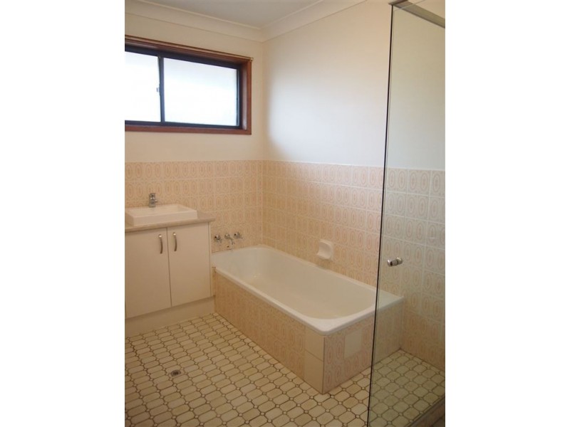 3 Barberry Court, Palm Beach QLD 4221