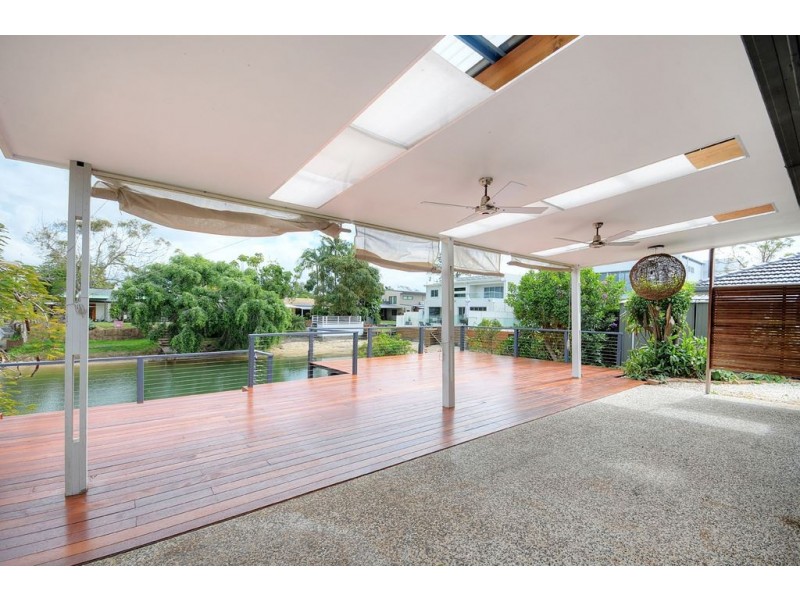 3 Pearl Key, Broadbeach Waters QLD 4218