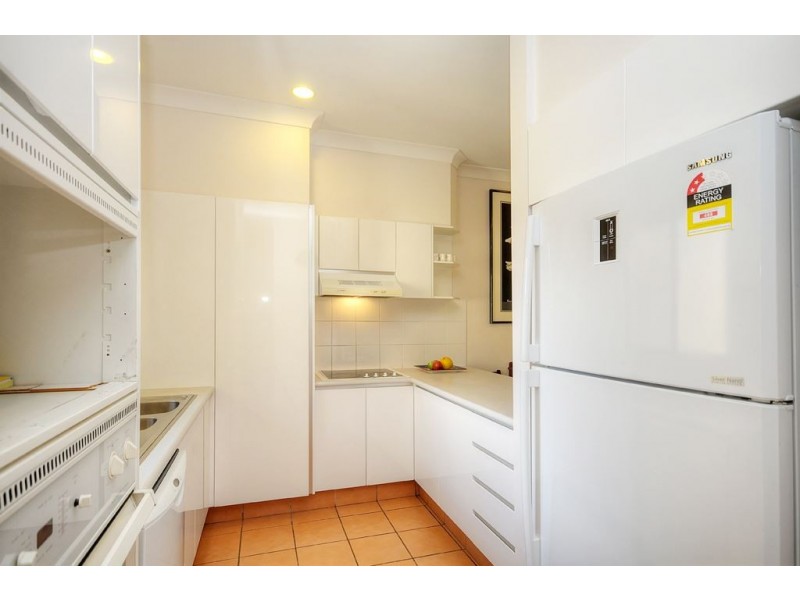 82/152 Palm Meadows Drive, Carrara QLD 4211