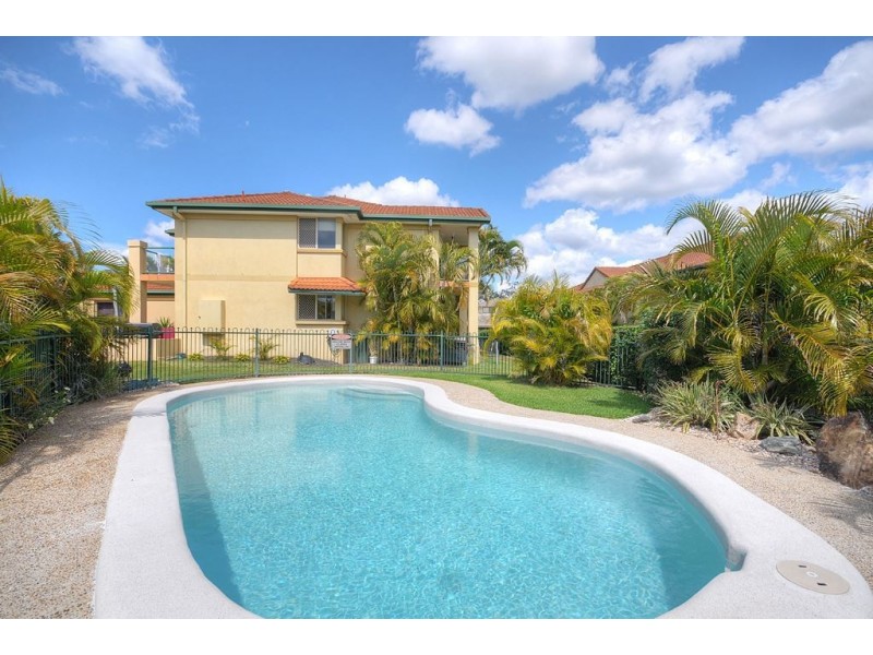 82/152 Palm Meadows Drive, Carrara QLD 4211