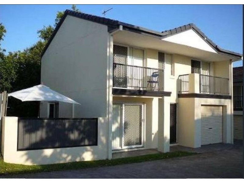 3/74 Pohlman Street, Southport QLD 4215