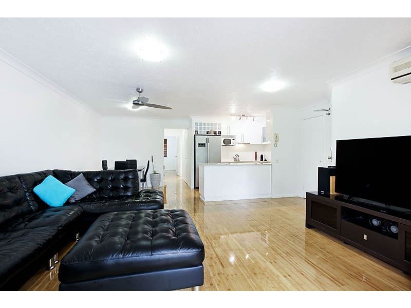 3/42 Beach Parade, Surfers Paradise QLD 4217
