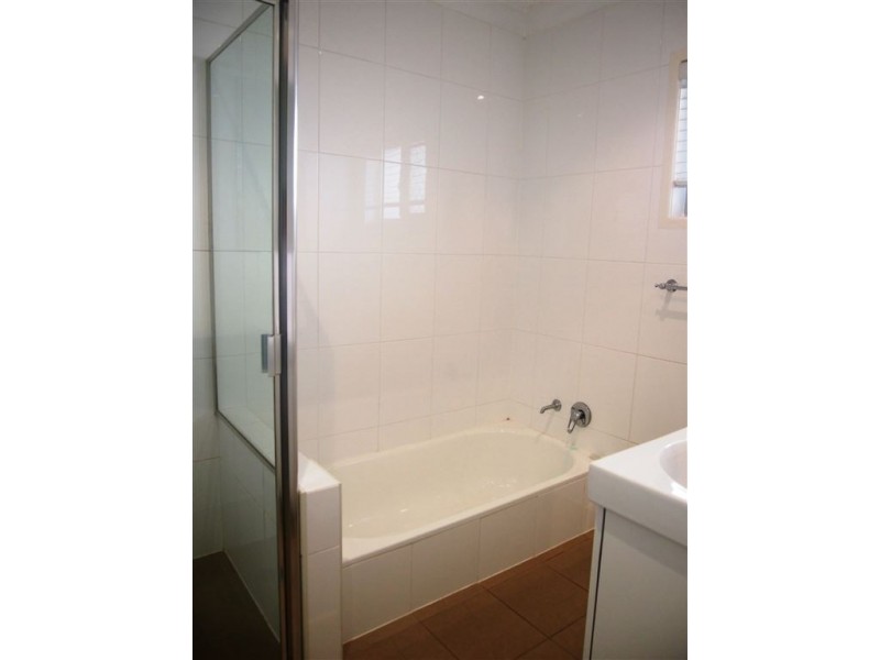 22 Coogeen Street, Sorrento QLD 4217