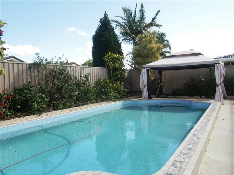 22 Coogeen Street, Sorrento QLD 4217