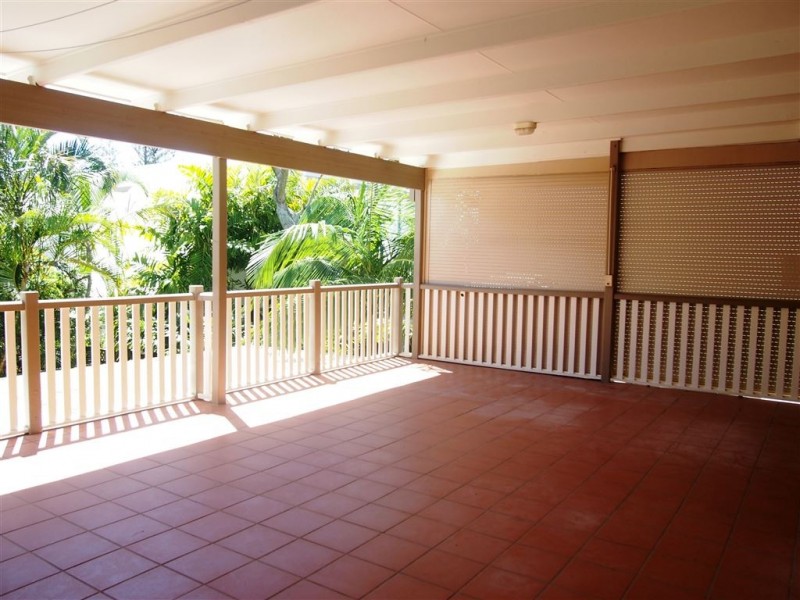 2/19 Venice Street, Mermaid Beach QLD 4218