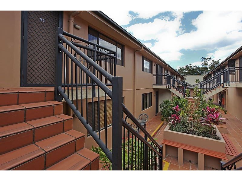 13 Tonga Place, Parkwood QLD 4214