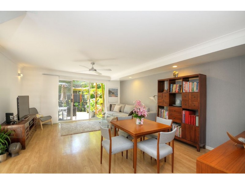 148/215 Cottesloe Drive, Mermaid Waters QLD 4218