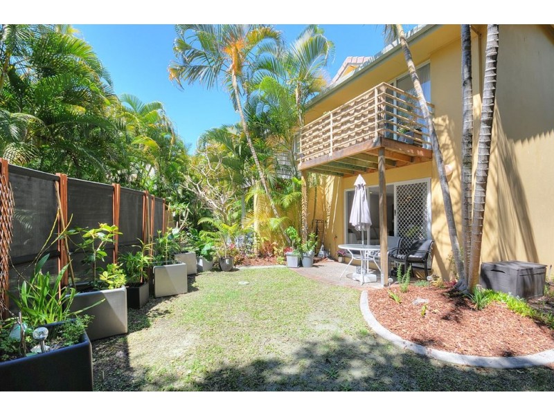 148/215 Cottesloe Drive, Mermaid Waters QLD 4218