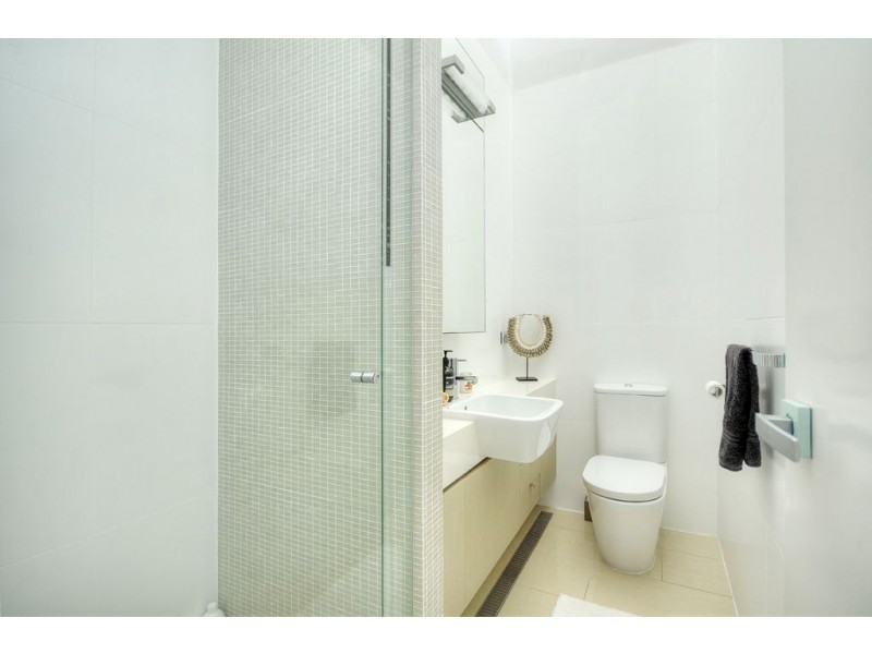 2/1381 Gold Coast Highway, Palm Beach QLD 4221