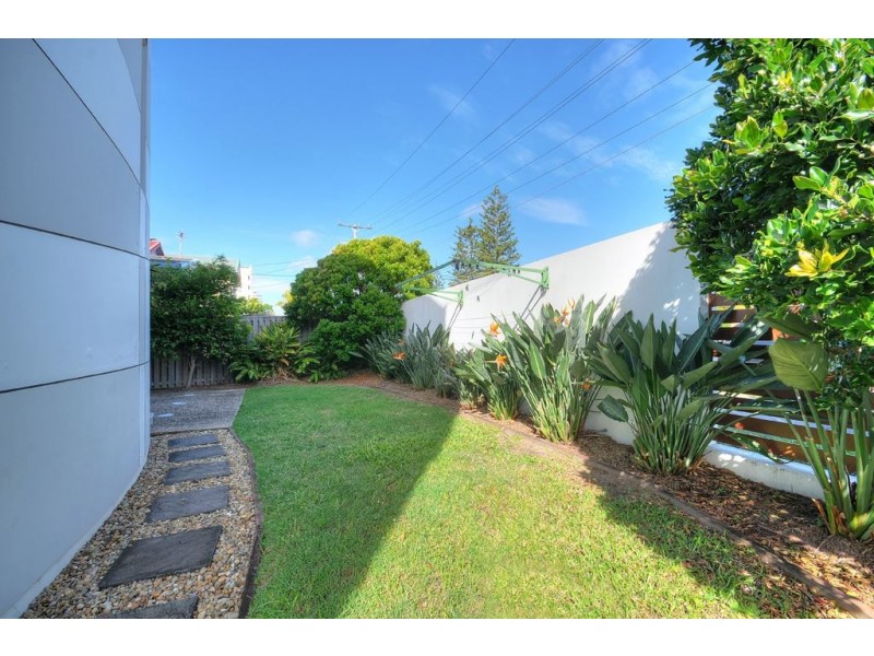 2/1381 Gold Coast Highway, Palm Beach QLD 4221
