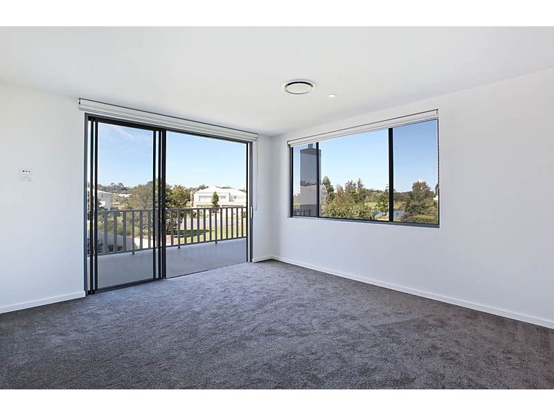 9007B The Boulevard, Benowa QLD 4217